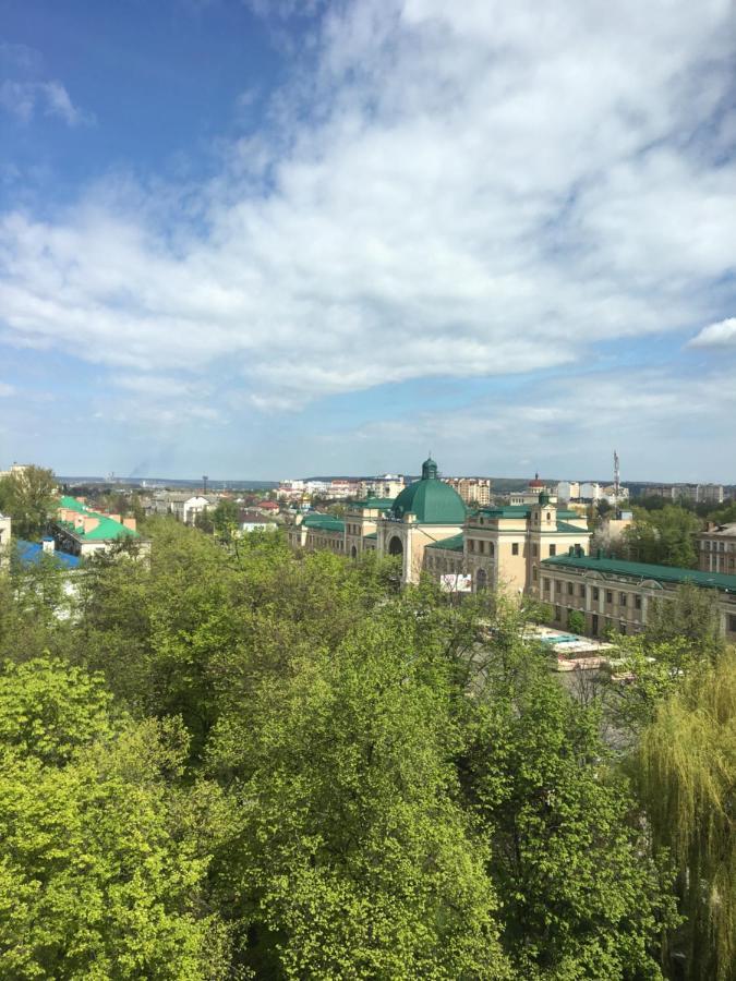 Near Trainstation 603 Apartment Ivano Frankivsk Bagian luar foto