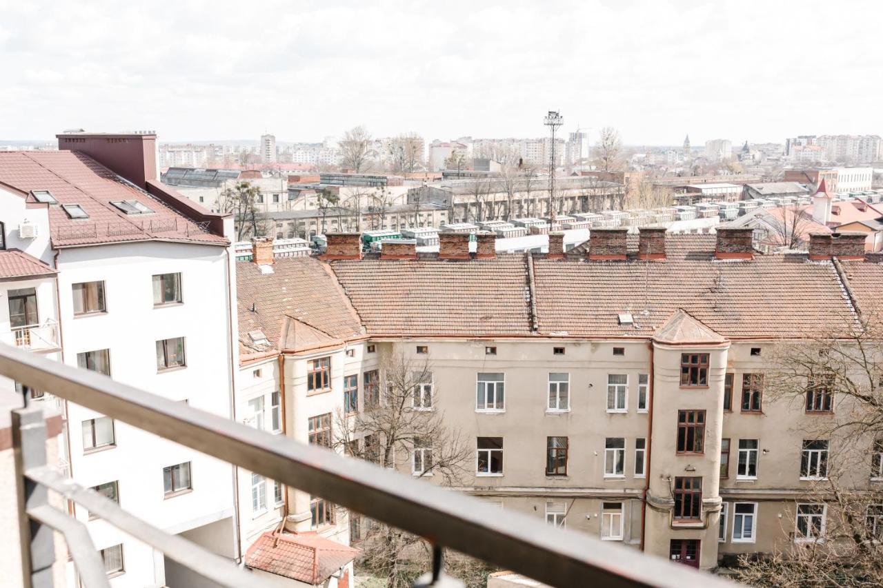 Near Trainstation 603 Apartment Ivano Frankivsk Bagian luar foto